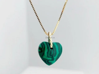 "LOVE" Modelový zlatý přívěsek s malachitem 14Kt