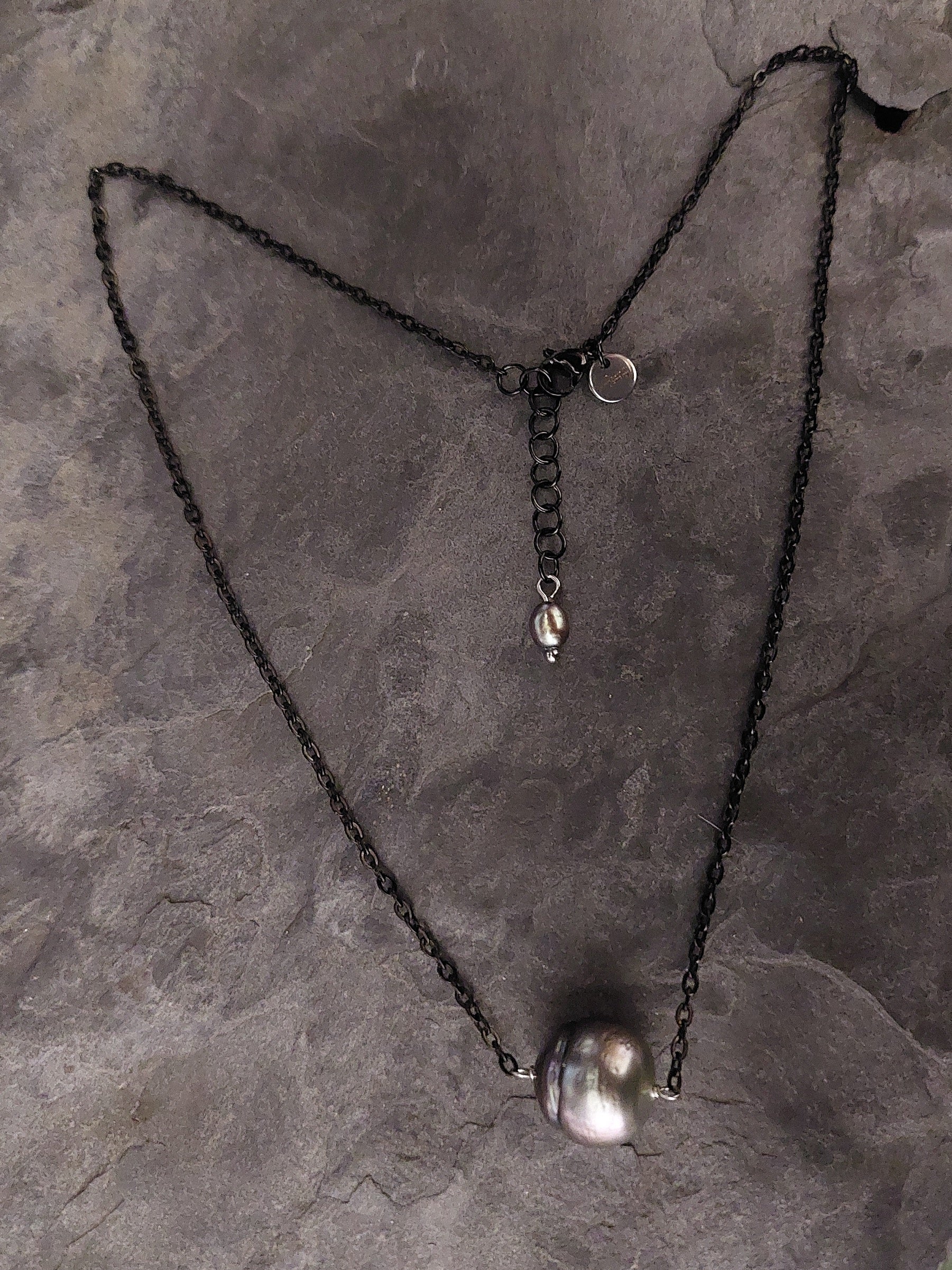 Náhrdelník DADEY s pravou tahitskou barokní perlou 13,2 mm | Anna Jewelry