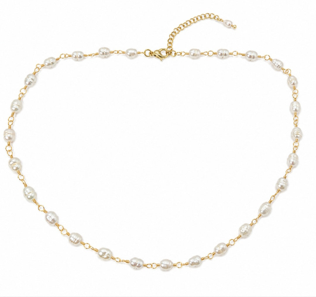 Perlový náhrdelník LEONI z bílých říčních perel | Anna Jewelry